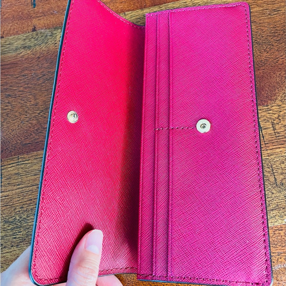 NWT Michael Kors Jet Set Travel flat wallet in raspberry - Picture 4 of 7